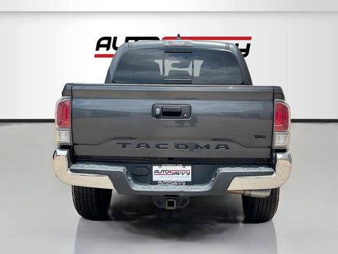 Used 2020 Toyota Tacoma SR5 RWD image 6