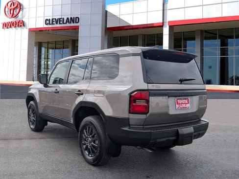 Used 2025 Toyota Land Cruiser 1958 image 4