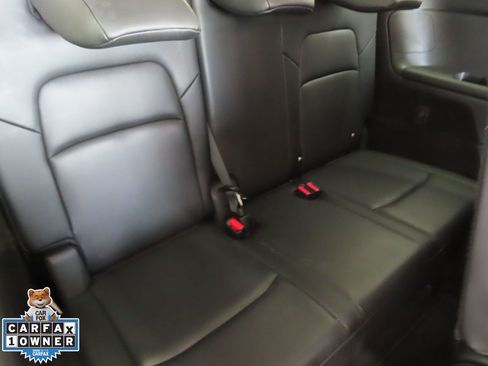 Used 2025 Nissan Pathfinder SL image 26