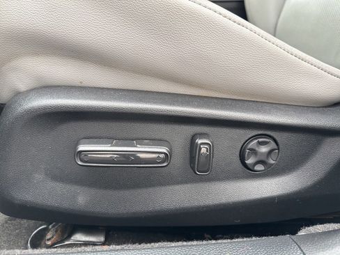 Certified 2018 Honda Accord EX-L image 7