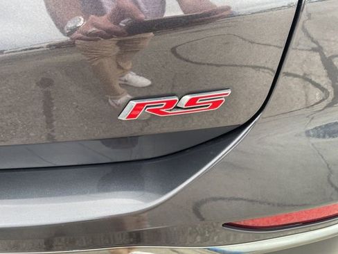 Used 2022 Chevrolet Equinox RS w/ RS Leather Package image 12