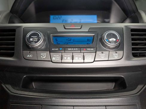 Used 2012 Honda Odyssey LX image 31