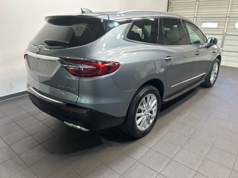 Used 2019 Buick Enclave Premium w/ Experience Buick Package AWD/4WD image 3
