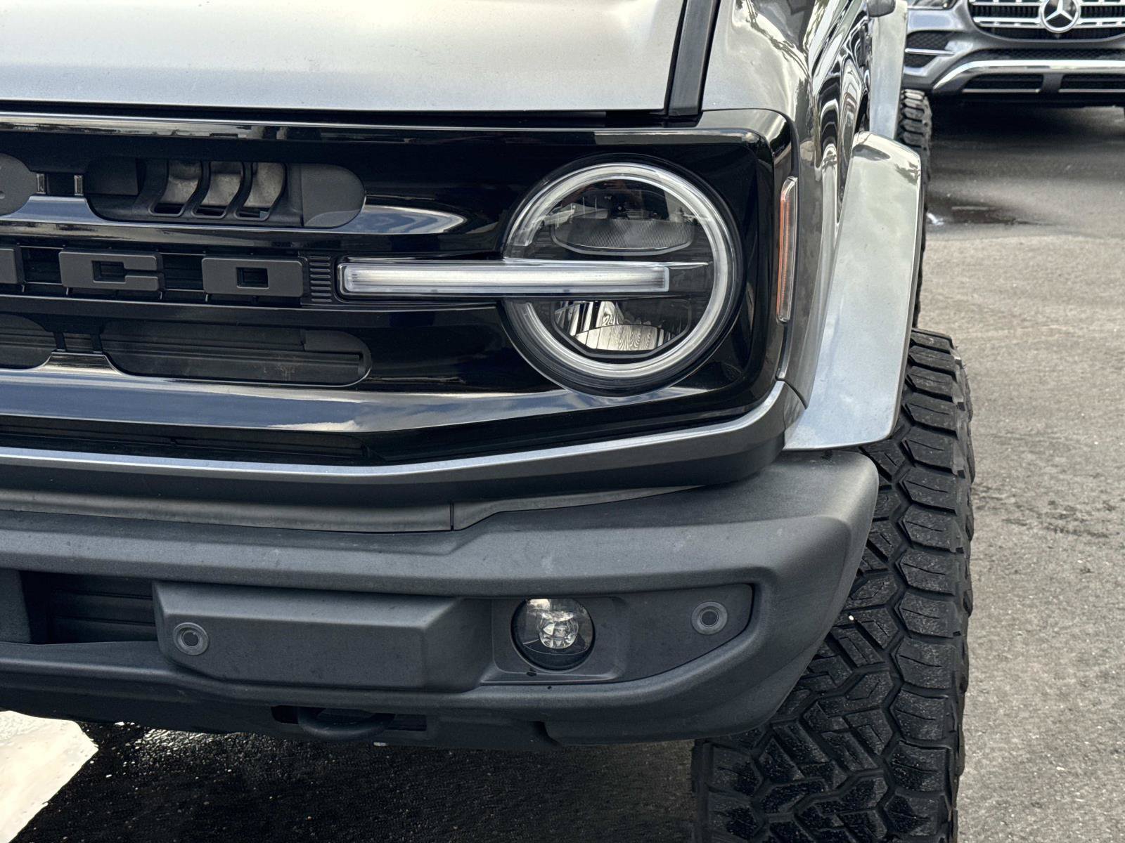 Used 2023 Ford Bronco Outer Banks AWD/4WD image 9