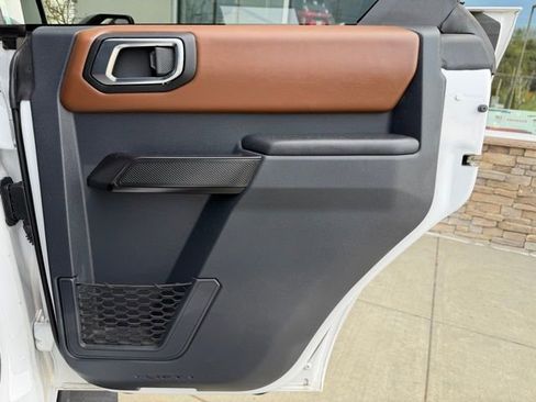 Used 2024 Ford Bronco Outer Banks image 38
