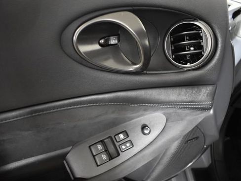 Used 2024 Nissan Z Performance w/ Floor Mat Package RWD image 8