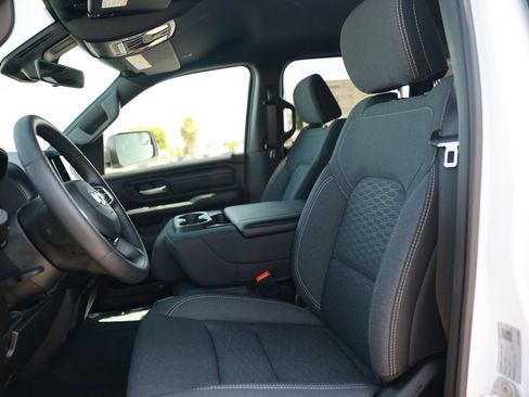 New 2026 RAM 1500 Express AWD/4WD image 14