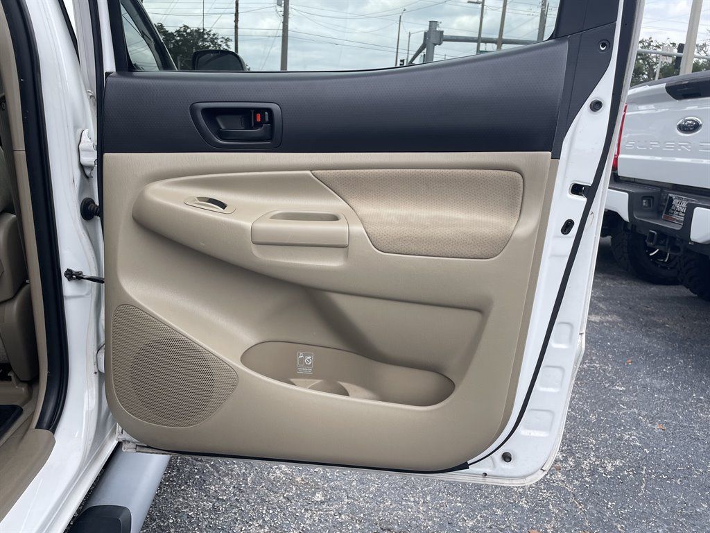Used 2009 Toyota Tacoma PreRunner RWD image 38