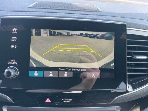 Used 2019 Honda Passport Touring image 14