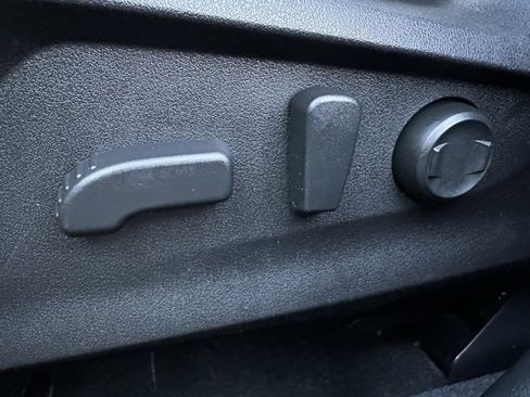 Used 2019 Subaru Forester Premium image 22