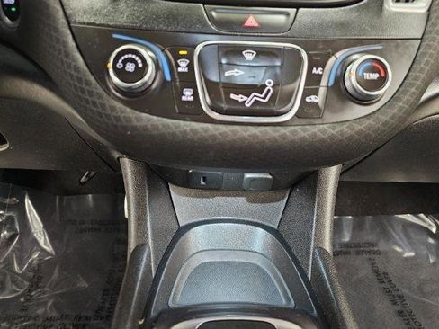 Used 2016 Chevrolet Malibu LS image 18