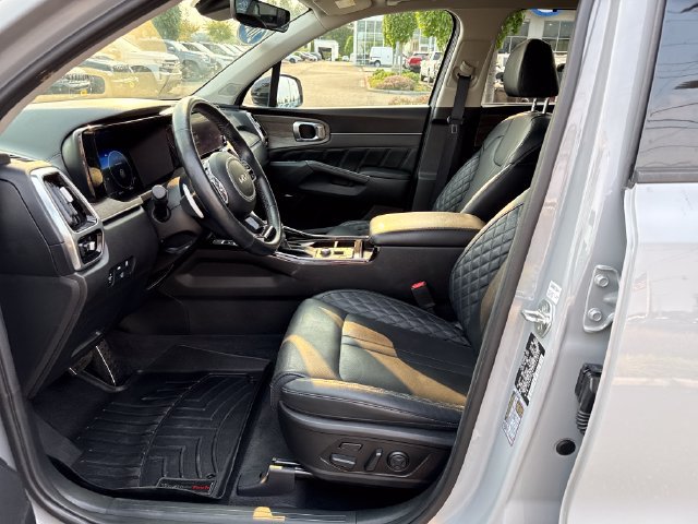 Used 2023 Kia Sorento SX Prestige AWD/4WD image 15