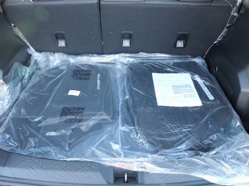 Used 2025 Subaru Crosstrek 2.0i Premium w/ Crosstrek Mirror Package image 13