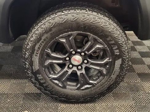 Used 2023 GMC Canyon Elevation w/ Convenience Package image 5