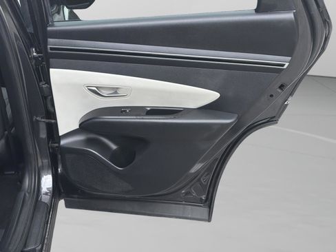 Used 2022 Hyundai Tucson SEL FWD image 10