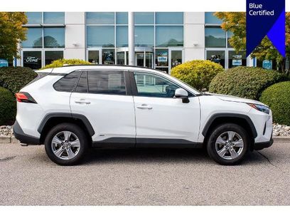 Used 2022 Toyota RAV4 XLE w/ Convenience Package