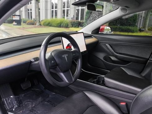 Used 2019 Tesla Model 3 Standard Range RWD image 22