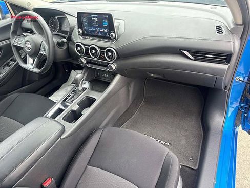 Used 2025 Nissan Sentra SV FWD image 12