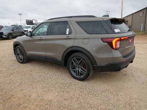 New 2026 Ford Explorer ST w/ Sun And Sound Package image 6