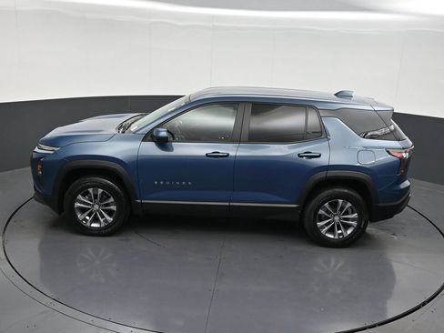 Used 2025 Chevrolet Equinox LT FWD image 16