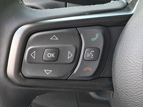 Used 2025 Jeep Wrangler Unlimited Sport AWD/4WD image 21