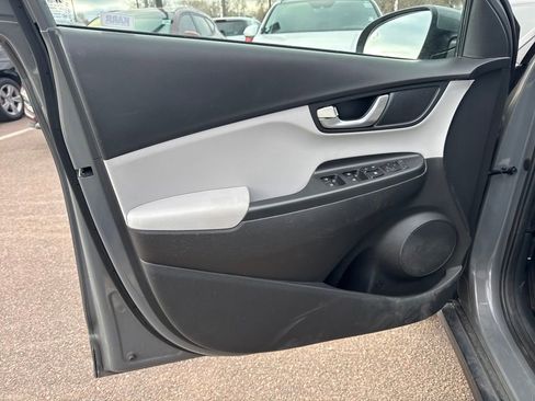 Certified 2023 Hyundai Kona SE w/ Cargo Package image 25