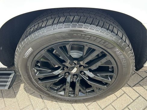 Used 2021 Cadillac Escalade Premium Luxury Platinum image 34