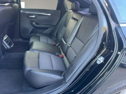 Used 2018 Chevrolet Impala LT FWD image 20