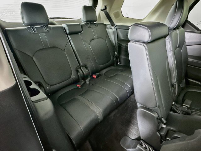 Certified 2024 Honda Pilot Touring image 10