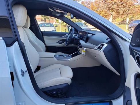 New 2025 BMW i4 xDrive40i w/ Premium Package image 16