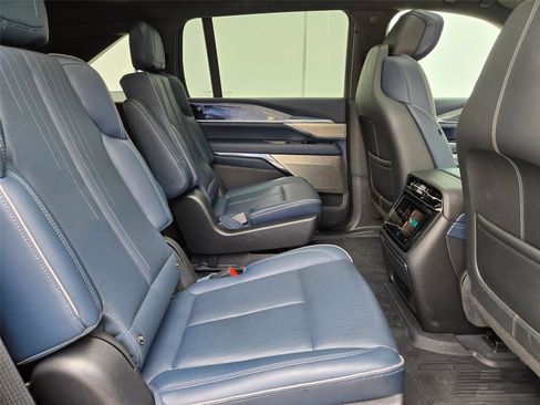 Used 2026 Cadillac Escalade IQ Luxury 2 w/ LPO, Floor Liner Package AWD/4WD image 31
