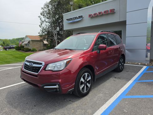 Used 2018 Subaru Forester 2.5i Premium AWD/4WD image 8