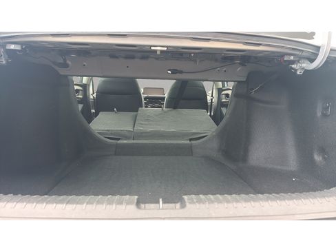 Used 2023 Honda Accord EX-L image 13