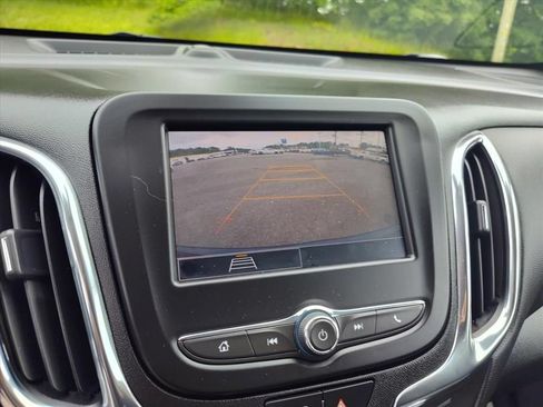 Used 2023 Chevrolet Equinox LT FWD image 20