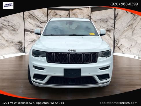 Used 2018 Jeep Grand Cherokee Overland AWD/4WD image 12