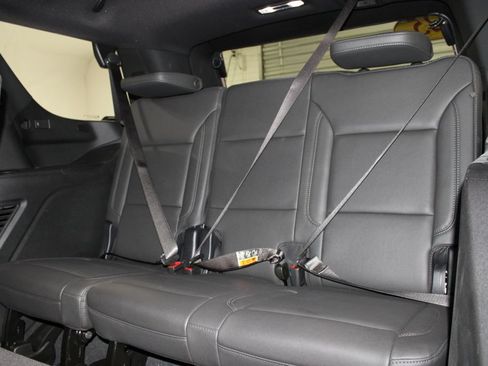 Used 2025 Chevrolet Tahoe LT AWD/4WD image 24