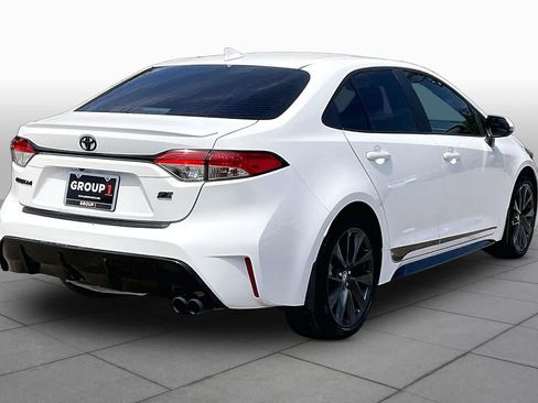 Used 2026 Toyota Corolla SE FWD image 13