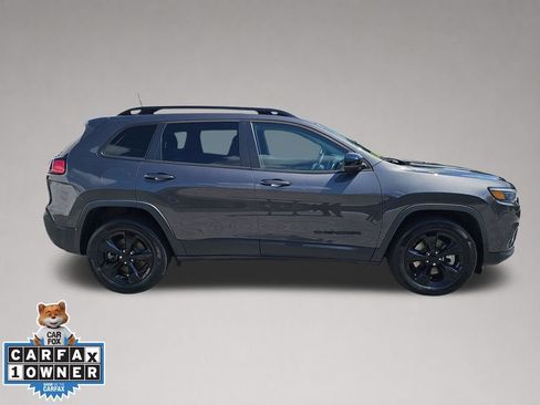 Used 2023 Jeep Cherokee Altitude Lux w/ Lux Elite Package AWD/4WD image 3