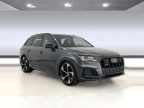 Used 2024 Audi SQ7 Prestige AWD/4WD image 7