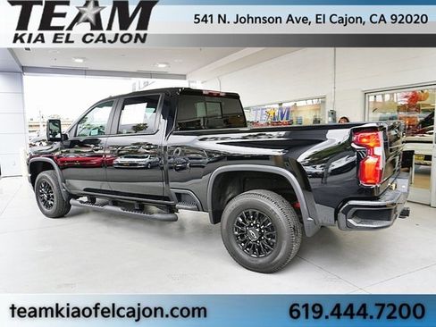 Used 2022 Chevrolet Silverado 3500 LTZ w/ LTZ Plus Package image 8