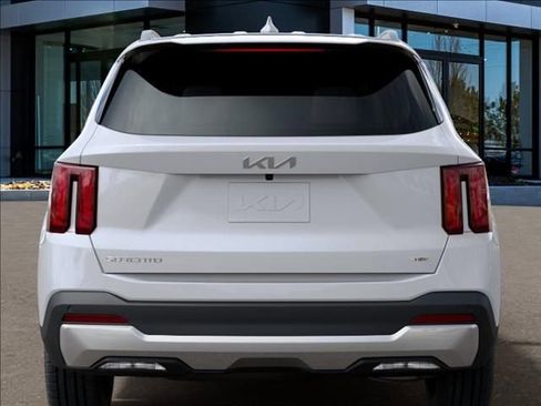 New 2026 Kia Sorento EX image 13