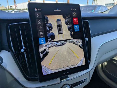 New 2026 Volvo XC60 B5 Ultra w/ Protection Package Premier image 11