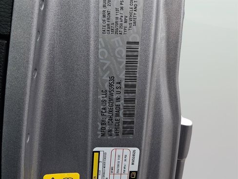 Used 2021 Jeep Wrangler Unlimited Sahara image 29