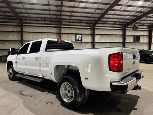 Used 2019 Chevrolet Silverado 3500 LTZ w/ Duramax Plus Package image 7