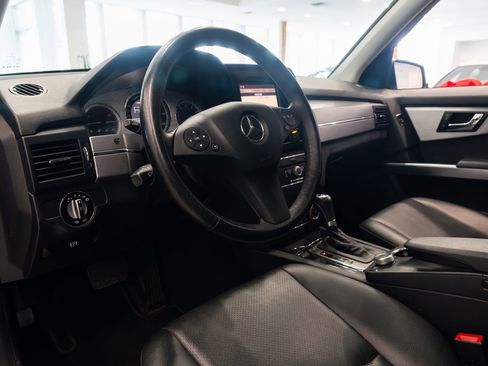 Used 2010 Mercedes-Benz GLK 350 4MATIC image 8