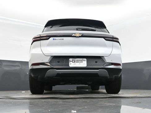 New 2025 Chevrolet Equinox EV LT FWD image 42
