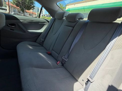 Used 2007 Toyota Camry LE FWD image 13