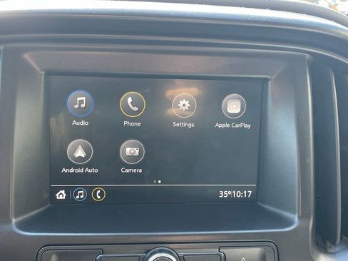 Certified 2022 Chevrolet Colorado W/T w/ Custom Special Edition image 38