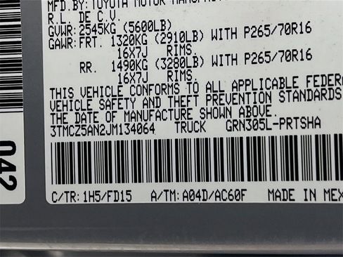 Used 2018 Toyota Tacoma TRD Off-Road image 28