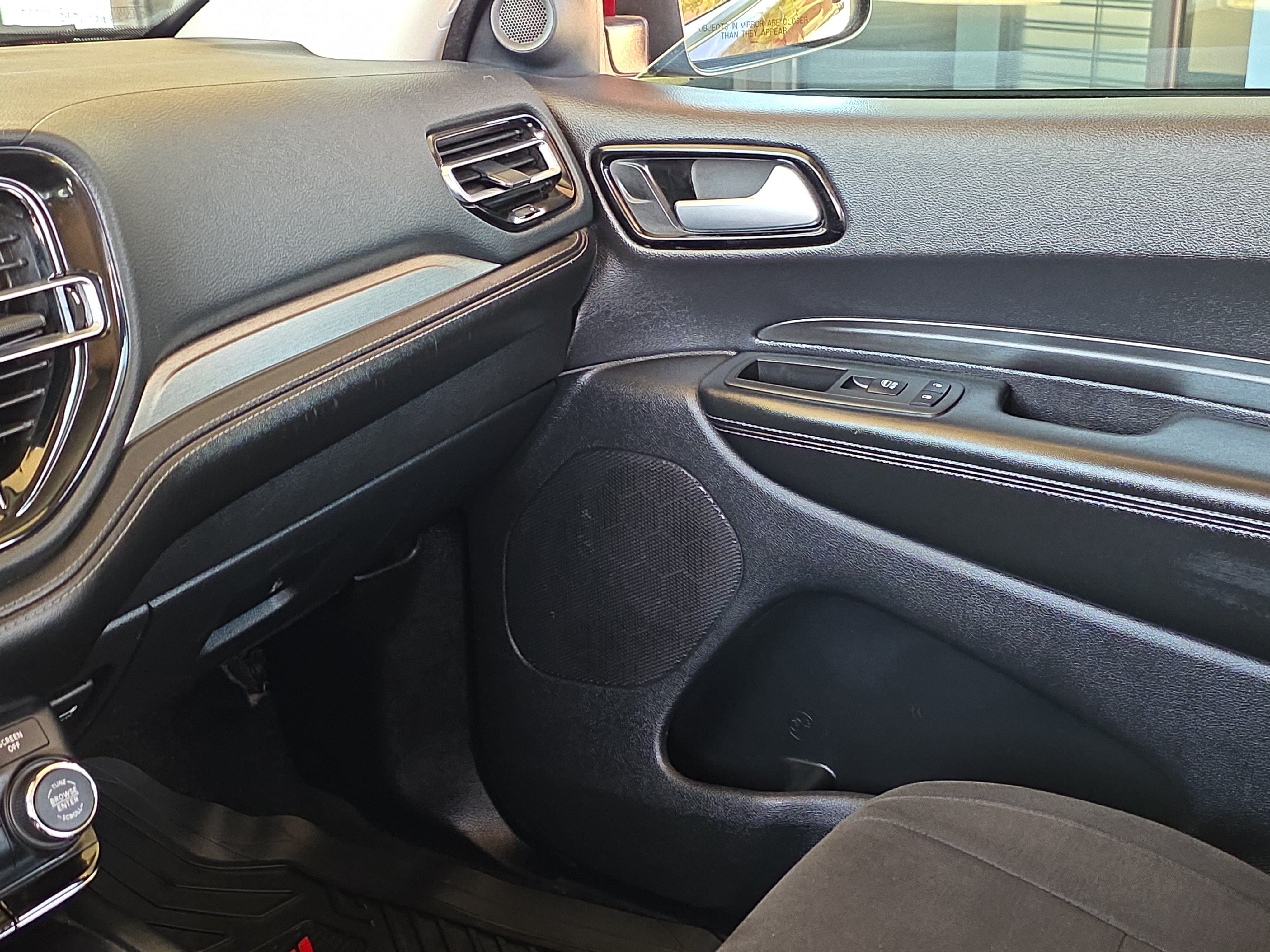 Used 2022 Dodge Durango SXT RWD image 21